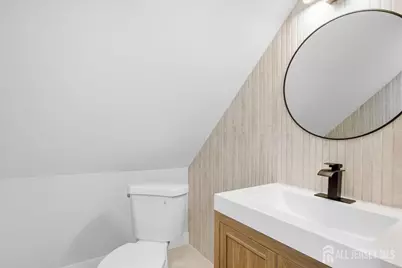28 Stockton Road, New Brunswick, NJ 08901 - Photo 16