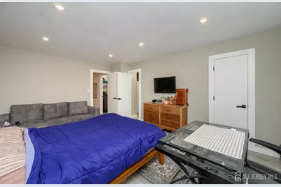 24 Chelsea Court, Sayreville, NJ 08859 - Photo 20