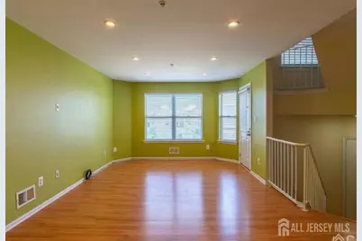 716 Harbortown Boulevard, Perth Amboy, NJ 08861 - Photo 6