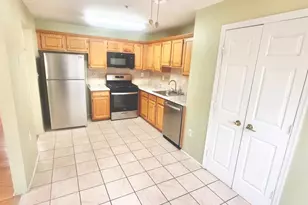 790 Harbortown Blvd, Perth Amboy, NJ 08861 - Photo 8