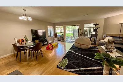 36 Carriage Place, Edison, NJ 08820 - Photo 8