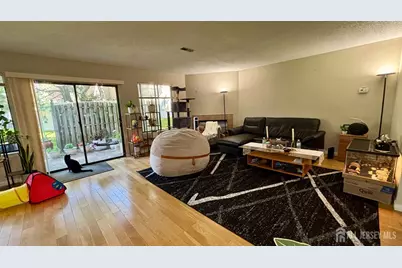 36 Carriage Place, Edison, NJ 08820 - Photo 4
