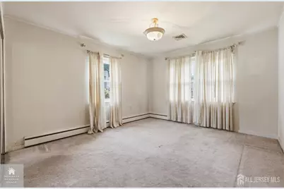 493 S Park Drive S, Perth Amboy, NJ 08861 - Photo 10