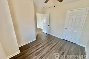 80 Main St, East Brunswick Township, NJ 08816 - Photo 22
