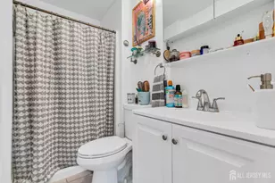 101 Pennsylvania Way, North Brunswick Township, NJ 08902 - Photo 28
