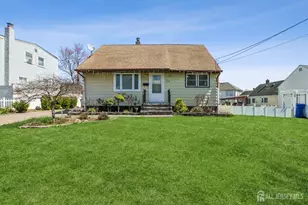 33 Adams St, Iselin, NJ 08830 - Photo 2