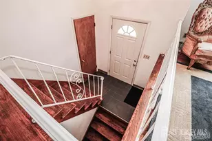 3 Sarno St, Colonia, NJ 07067 - Photo 4