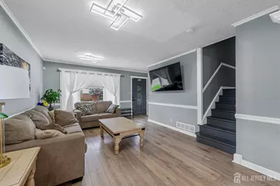 304 Maple Avenue, Middlesex, NJ 07080 - Photo 4