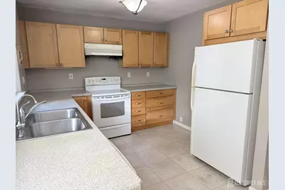 516 Braun Avenue, Highland Park, NJ 08904 - Photo 6