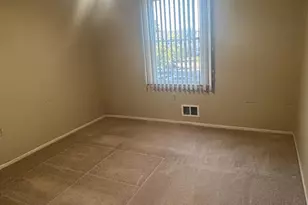 8 Begonia Ct, Sayreville, NJ 08872 - Photo 8
