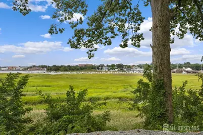 471 Beverly Drive, Aberdeen Township, NJ 07735 - Photo 26