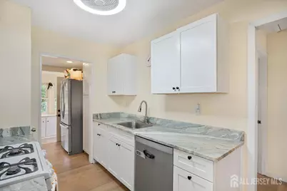 471 Beverly Drive, Aberdeen Township, NJ 07735 - Photo 14