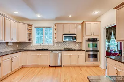 18 Lincoln Avenue, Highland Park, NJ 08904 - Photo 10