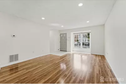 543 Manchester Court, Piscataway Township, NJ 08854 - Photo 10