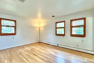 100 Dellwood Rd, Edison, NJ 08820 - Photo 16