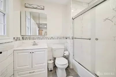 1121 N Washington Avenue N #23, Green Brook Township, NJ 08812 - Photo 20
