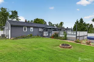 166 Burlington Ave, Spotswood, NJ 08884 - Photo 34