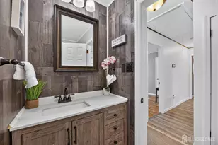 166 Burlington Ave, Spotswood, NJ 08884 - Photo 18