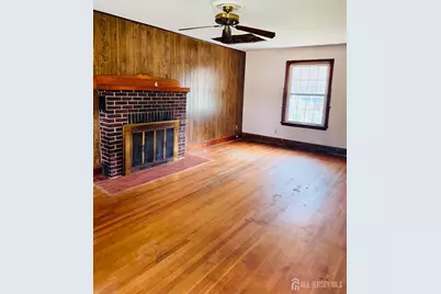 7 Winkler Road, Sayreville, NJ 08872 - Photo 2