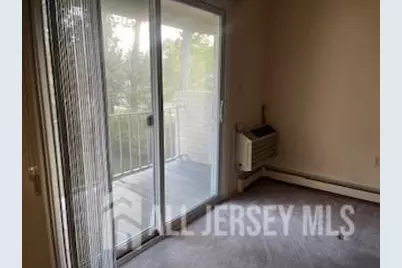 406 Cranbury Road #3, East Brunswick Township, NJ 08816 - Photo 4