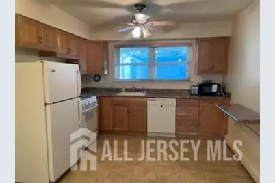 406 Cranbury Road #3, East Brunswick Township, NJ 08816 - Photo 6