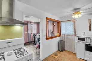 38 Susan Ln, East Brunswick Township, NJ 08816 - Photo 8