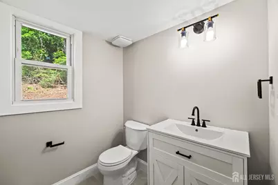 41 Oakwood Drive, Sayreville, NJ 08859 - Photo 14