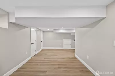 41 Oakwood Drive, Sayreville, NJ 08859 - Photo 18