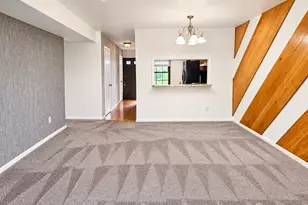 107 Woodbridge Commons Way, Iselin, NJ 08830 - Photo 10