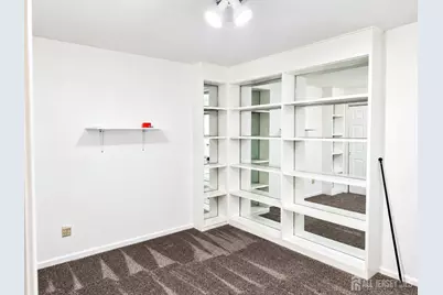 107 Woodbridge Commons Way, Iselin, NJ 08830 - Photo 20
