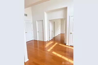 274 Valencia Drive, Monroe Township, NJ 08831 - Photo 8