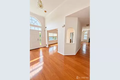 274 Valencia Drive, Monroe Township, NJ 08831 - Photo 6