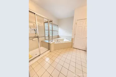 274 Valencia Drive, Monroe Township, NJ 08831 - Photo 38