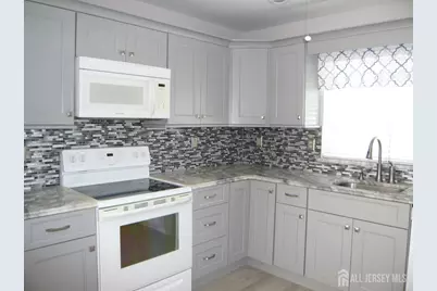 848 Sewell Road, Monroe Township, NJ 08831 - Photo 4
