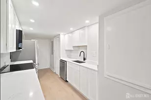 40 Fayette St, Perth Amboy, NJ 08861 - Photo 6