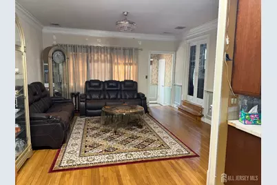 118 Swarthmore Terrace, Woodbridge Township, NJ 08840 - Photo 2