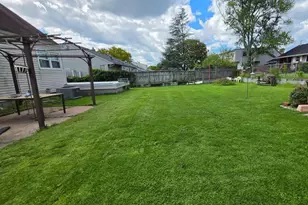 24 Louis St, Sayreville, NJ 08859 - Photo 14
