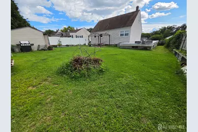 24 Louis Street, Sayreville, NJ 08859 - Photo 16