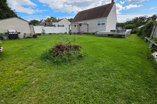 24 Louis St, Sayreville, NJ 08859 - Photo 16