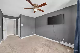 9 Nightingale St, Edison, NJ 08820 - Photo 18