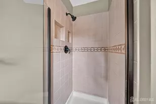 9 Nightingale St, Edison, NJ 08820 - Photo 24