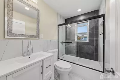 203 S Washington Street, Dunellen, NJ 08812 - Photo 10