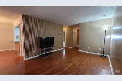19 Tanglewood Court, South Brunswick Township, NJ 08852 - Photo 4