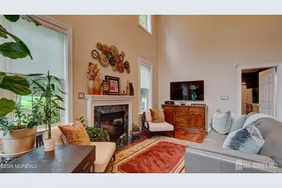 194 Shinnecock Drive, Manalapan Township, NJ 07726 - Photo 18