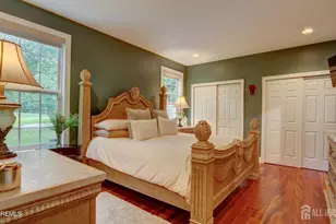194 Shinnecock Dr, Manalapan Township, NJ 07726 - Photo 22