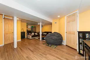 9 McAuliffe Dr, North Brunswick Township, NJ 08902 - Photo 18