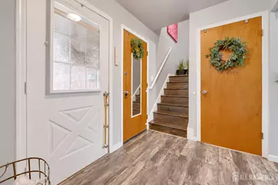 23 Wellington Court, Sayreville, NJ 08872 - Photo 4
