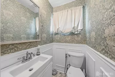 17 Patrick Street, Carteret, NJ 07008 - Photo 10