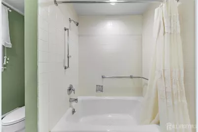 420 Newport Way, Monroe Township, NJ 08831 - Photo 34