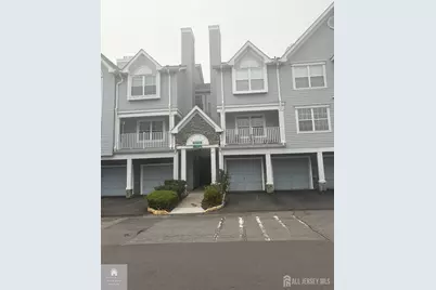 215 Prestwick Way, Edison, NJ 08820 - Photo 2
